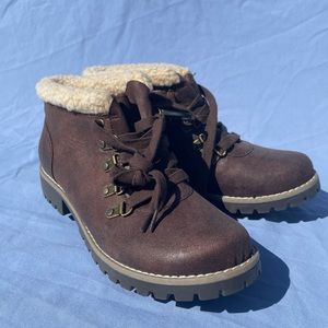 Mountain Sole winter boots